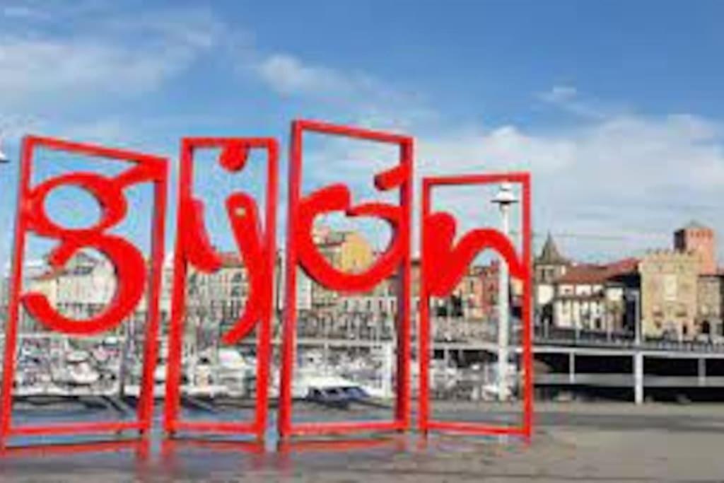 Espacioso 140 M2 Y Calidad A 250 Metros Playa Y Puerto Deportivo 5Hab 2 Banos Vut2917As Gijón Eksteriør billede